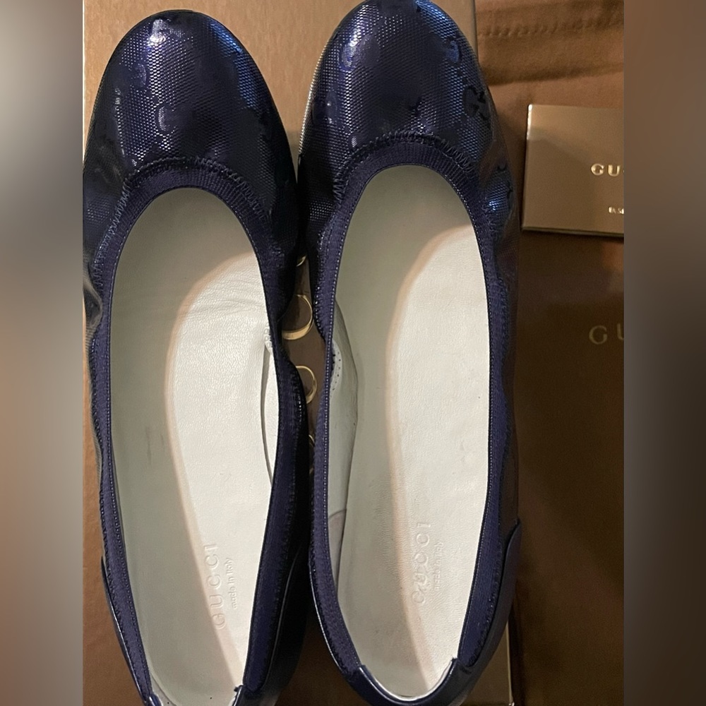 Like New Gucci Imprime Monogram Ballerina Flats - Picture 5 of 9